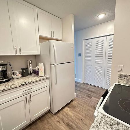 Cozy 1 Bedroom Apartment In Downtown Gadsden, Al Exterior photo